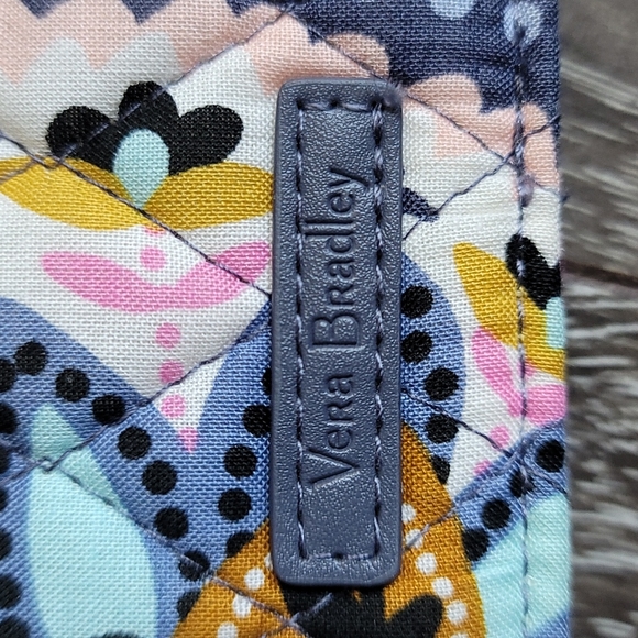 Vera Bradley Sunglass Sleeve - Picture 4 of 4